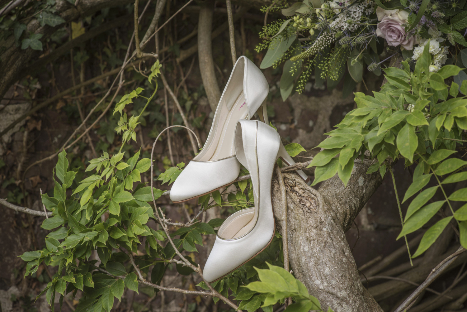 Rainbow club ebony court on sale shoes ivory