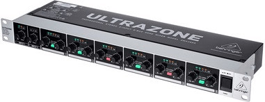 Behringer ZMX2600