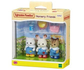 Sylvanian Families – Théâtre De La Crèche Avec Bébés Biche, Chat Soie, Lapin Crème – Figurines Habillables – Jouet 3 Ans Et +