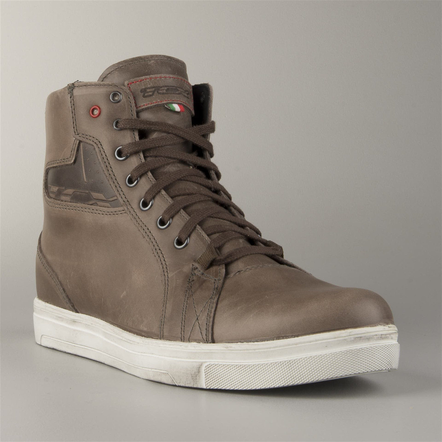 tcx street ace waterproof