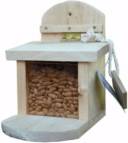Wildlife World Squirrel Feeder