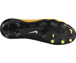 nike hypervenom phatal 3