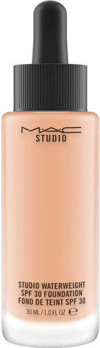MAC Studio Waterweight Foundation NW25 (30ml)