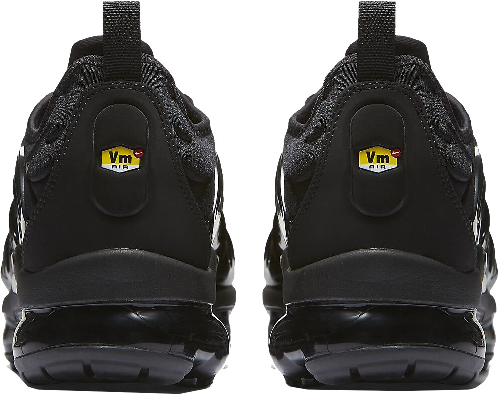 Nike vapormax plus black price new arrivals