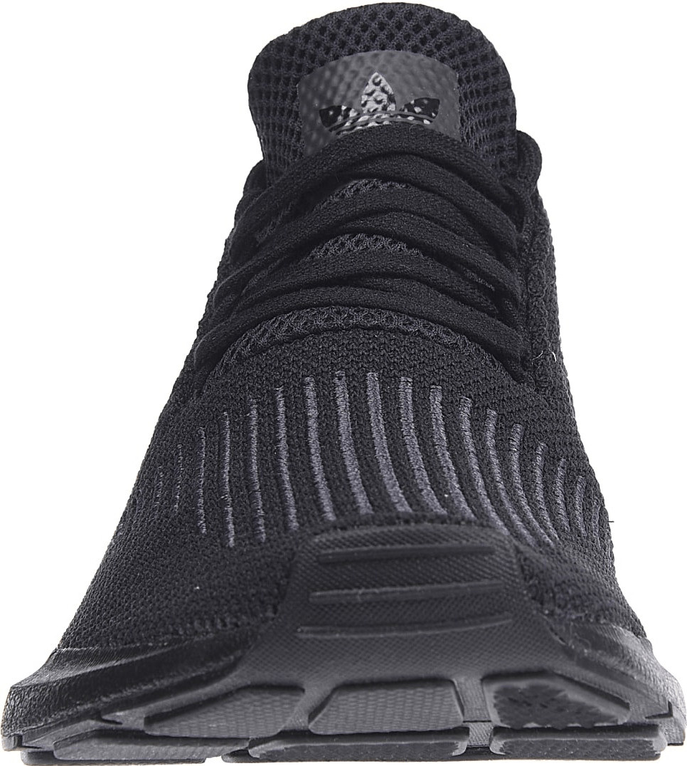 Adidas originals junior swift run trainers utility black/utility black/core black shop