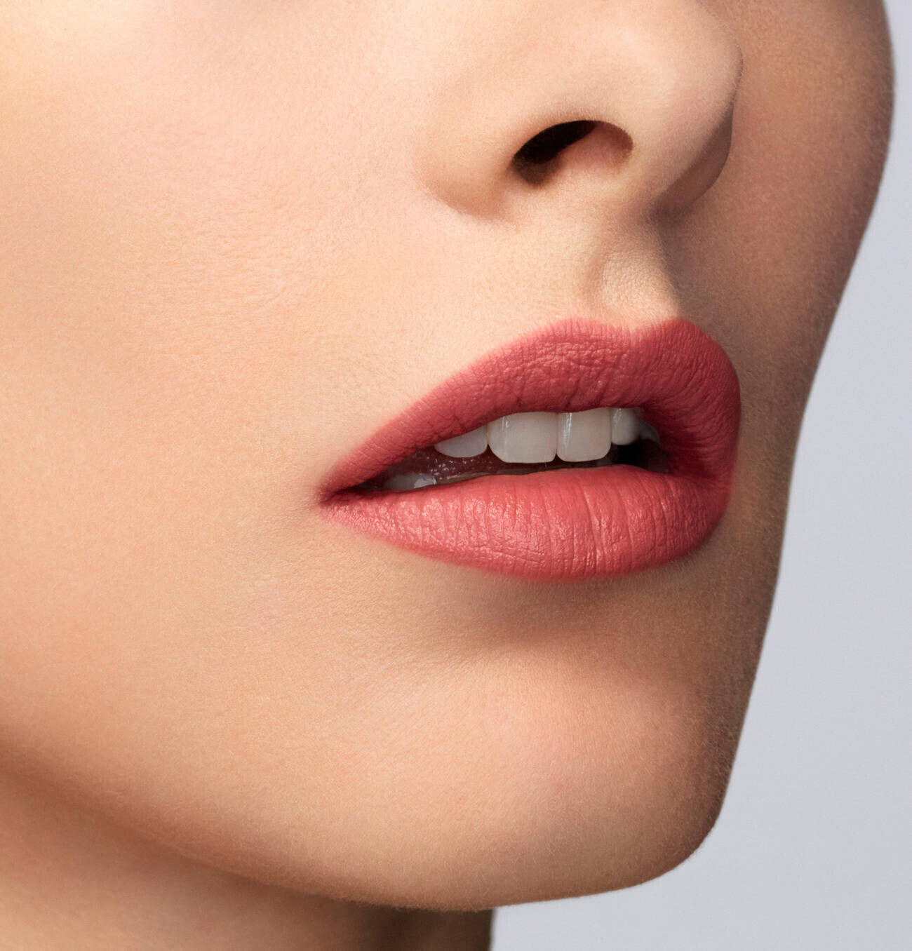 Armani 500 shop lip maestro