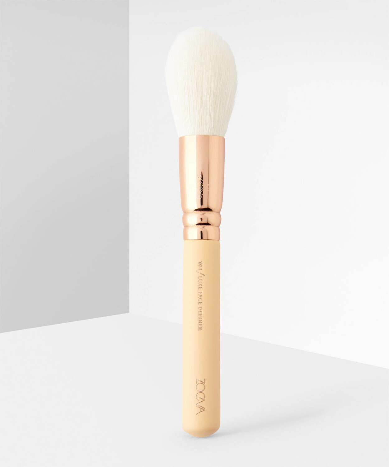 Zoeva 101 Luxe Face Definer Brush