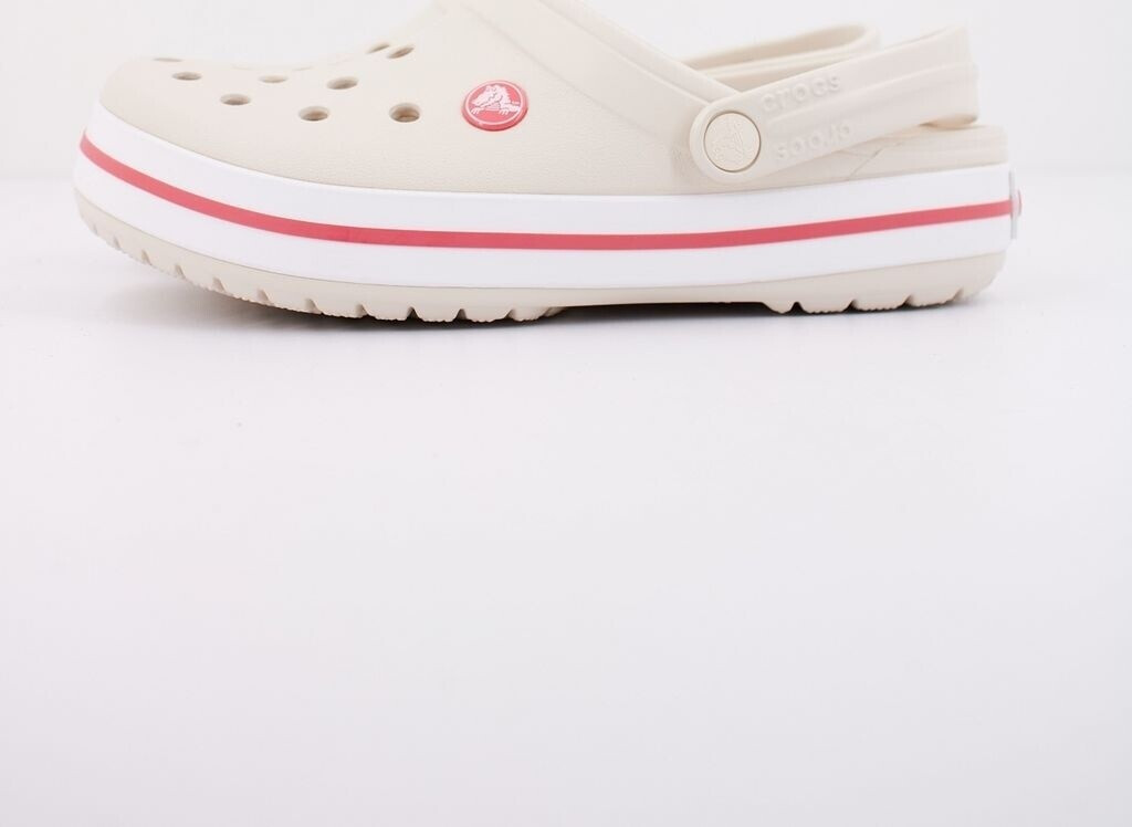 Crocs color 2025 crema