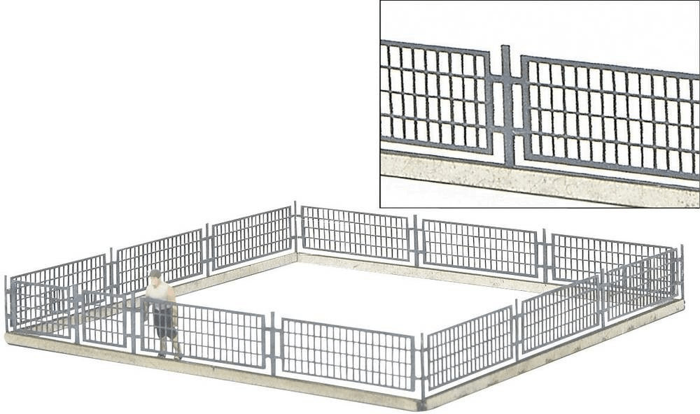 MBZ Lattice fence with concrete foundation  (80139)
