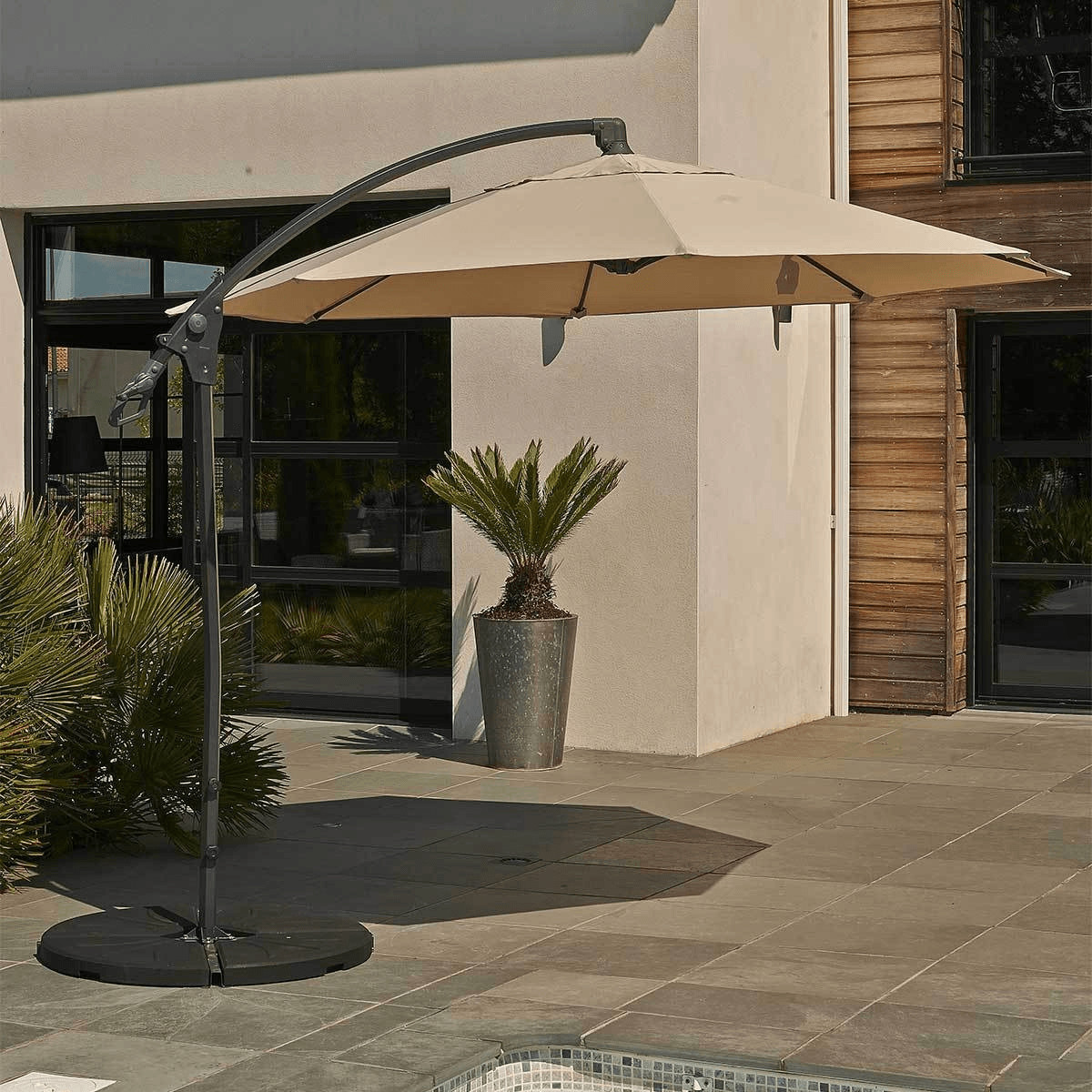 DCB Garden Parasol simple déporté rond écru