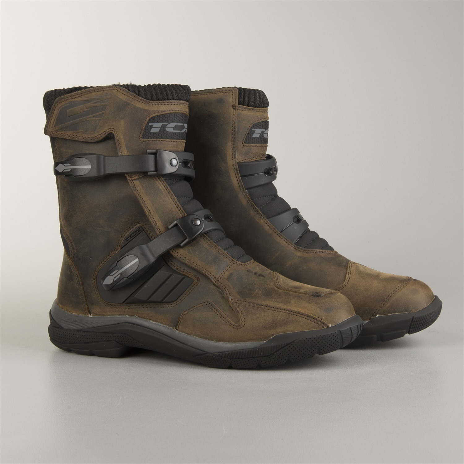 winter water resistant boots