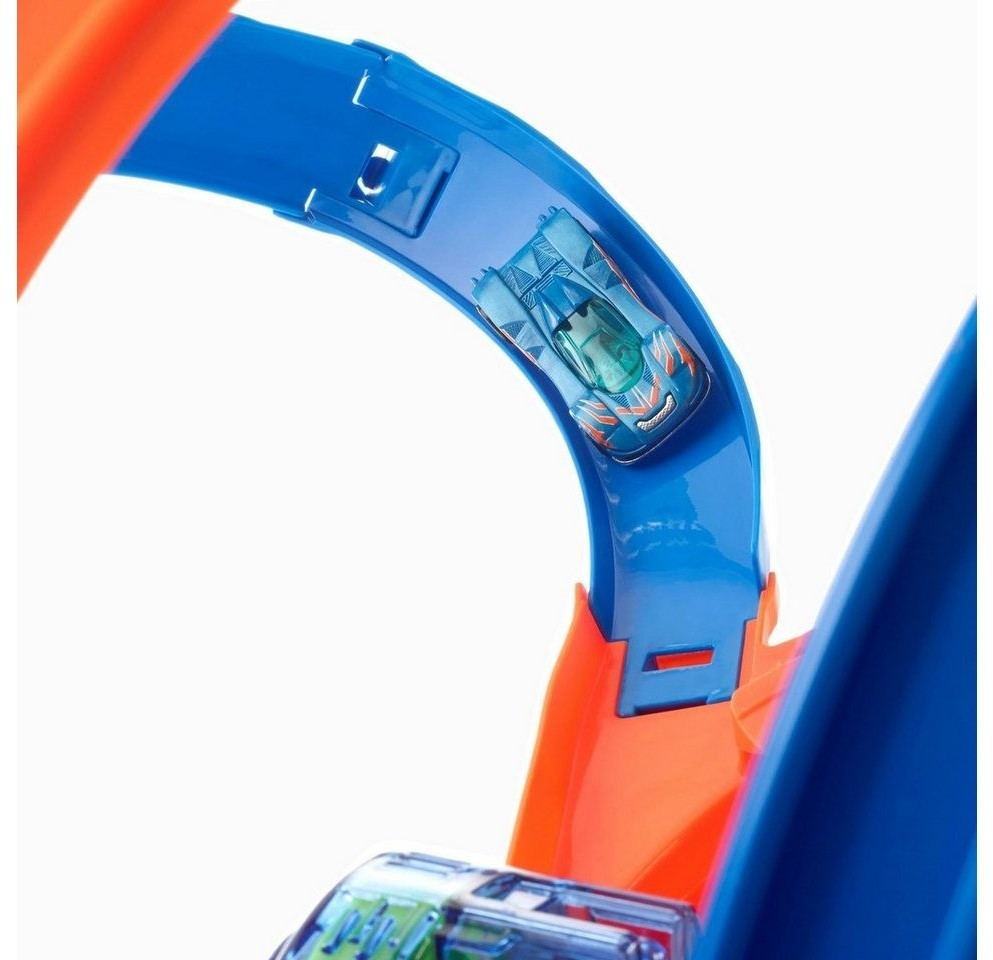 Hot Wheels Corkscrew Crash Looping Infernal au meilleur prix sur idealo
