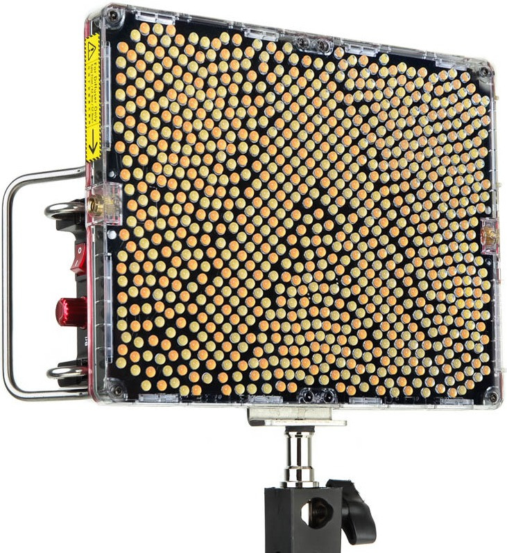 Aputure Amaran Tri-8C V-Mount