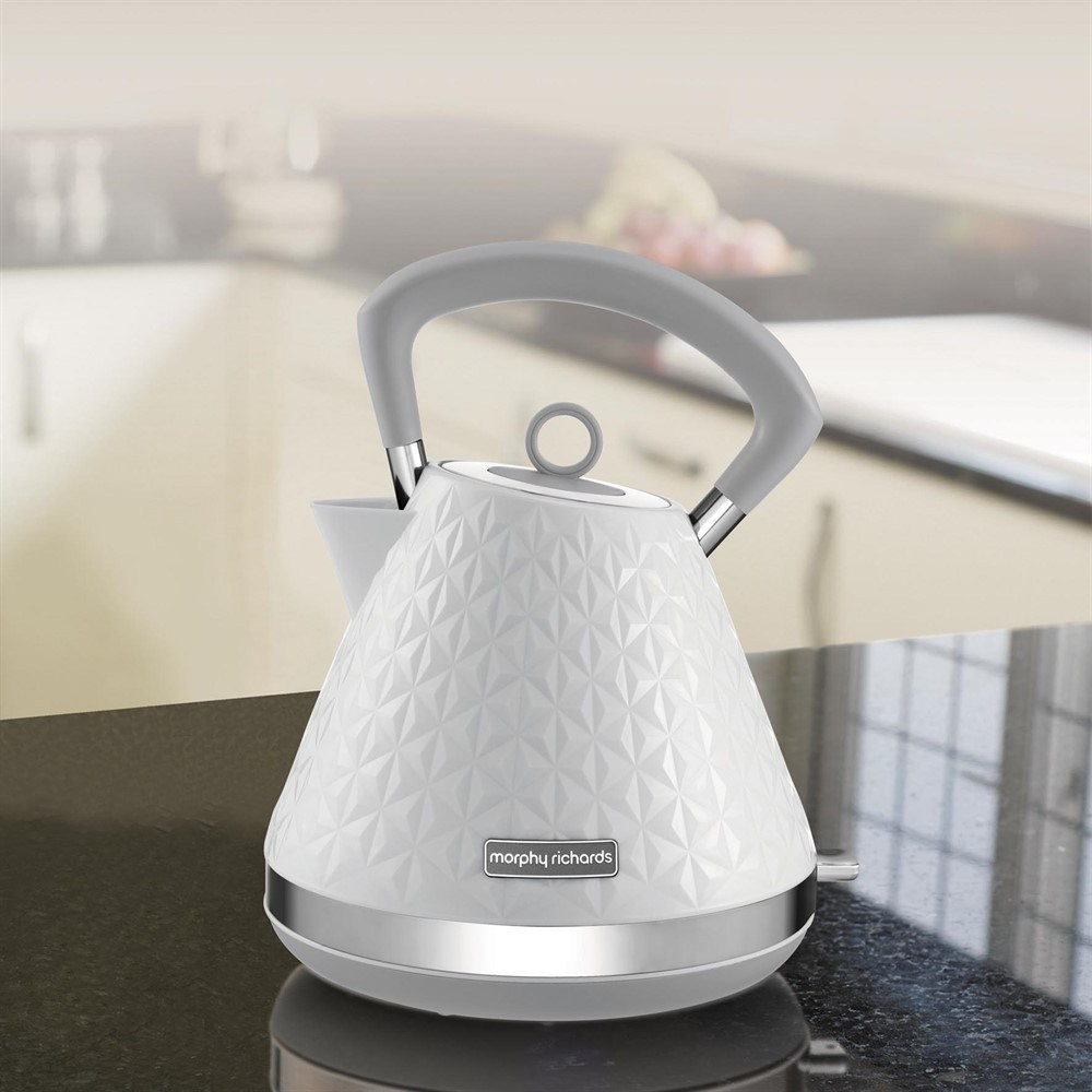 Buy Morphy Richards Vector Pyramid Kettle White (108134) from £46.32