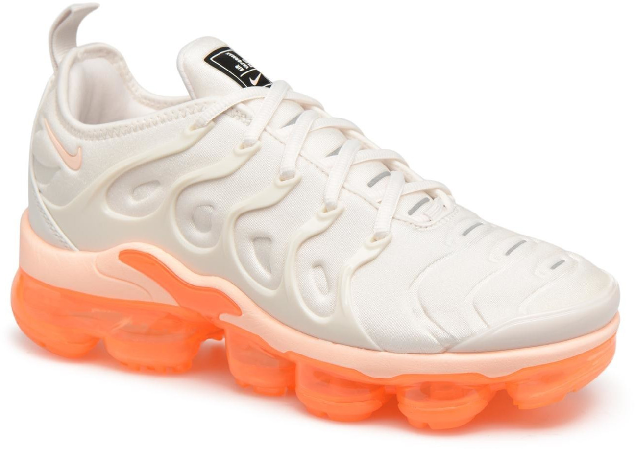 Nike Air VaporMax Plus Women phantom/total orange/black/crimson tint (AO4550-005)