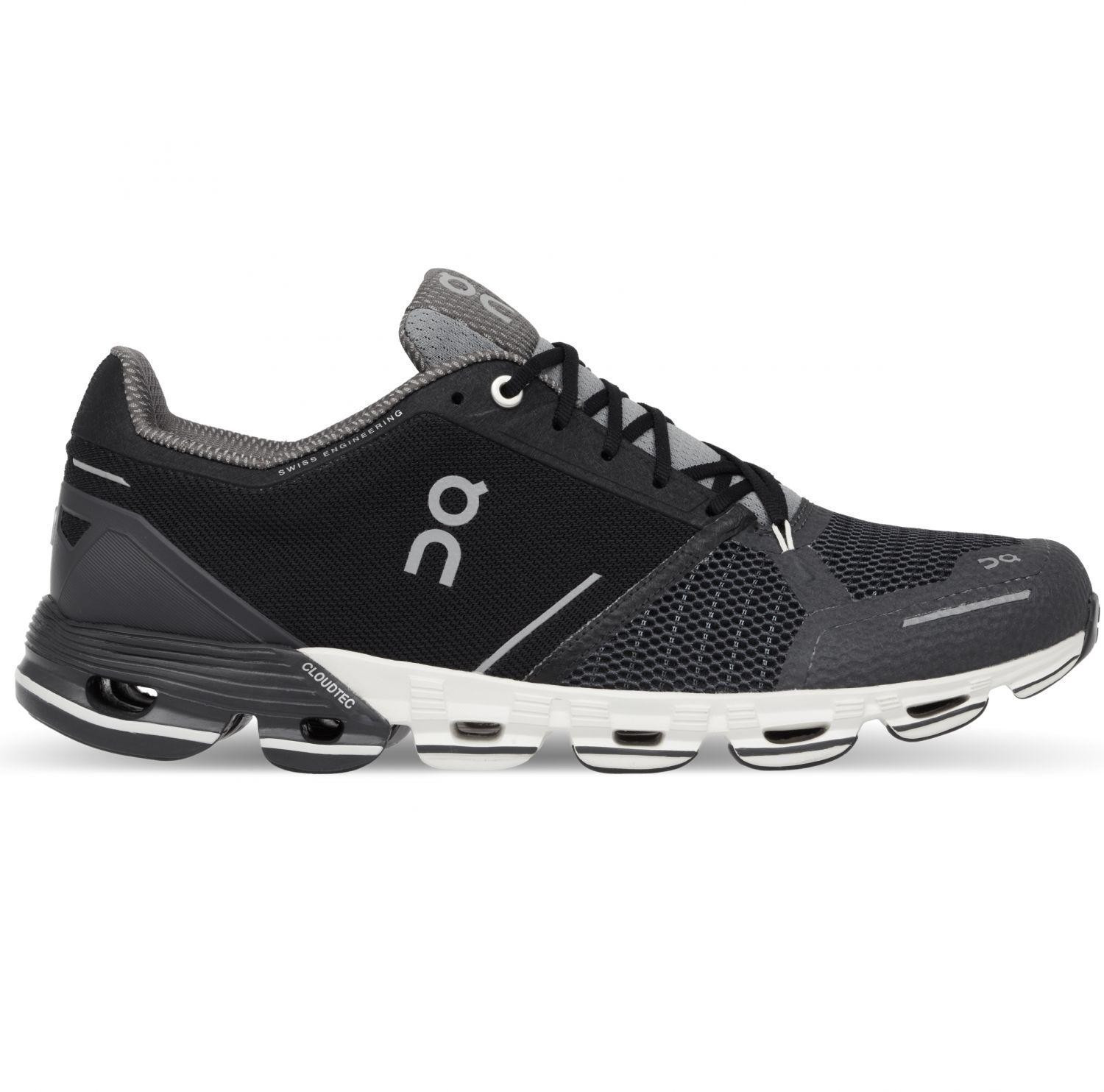 On Cloudflyer Women black/white