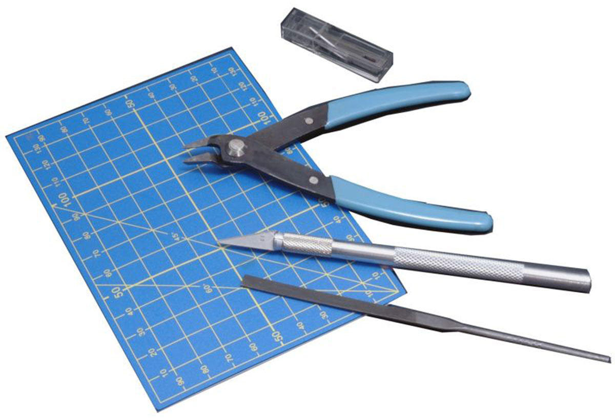 Italeri Set outillage de base maquette plastique (50815)