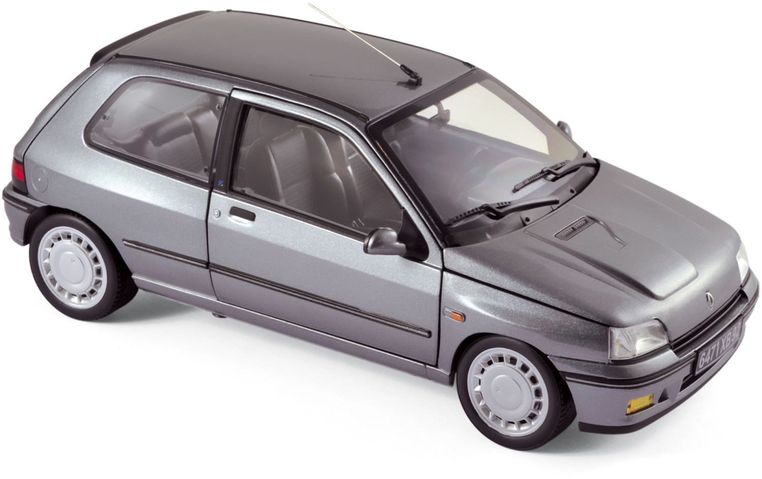 Norev Renault Clio 16S 1991 gris tungstène 1:18 (185234)