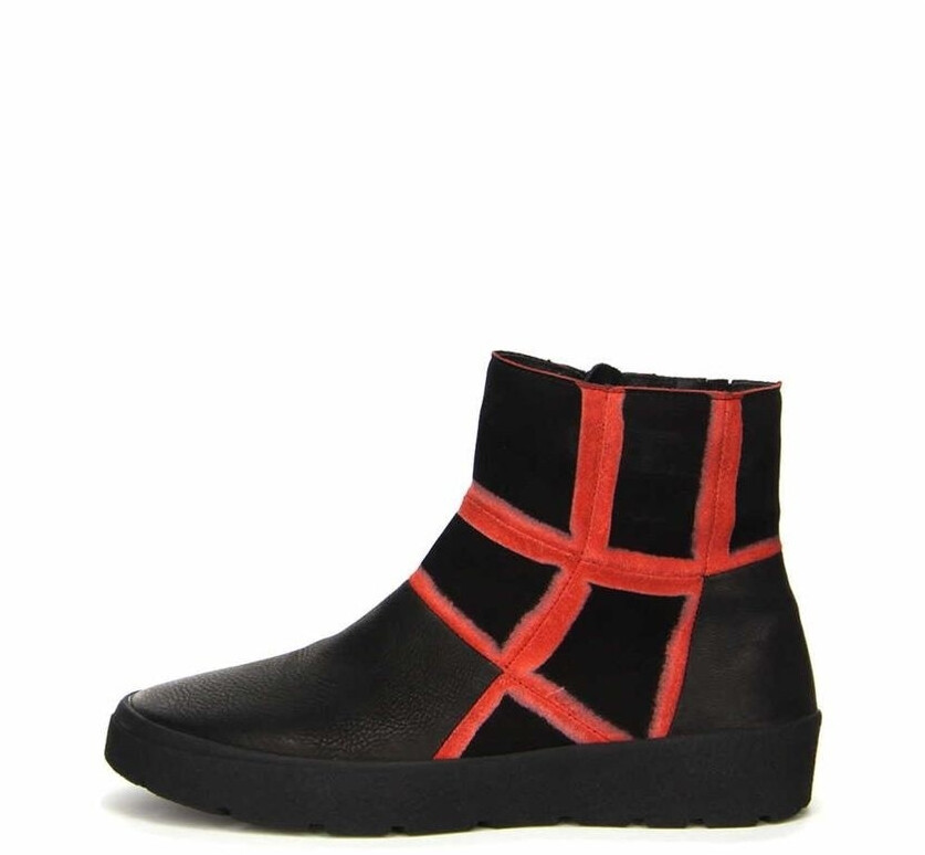Think Drunta (383095) black/red