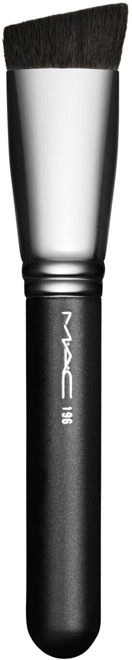 MAC 196 Synthetic Slanted Flat Top Foundation Brush
