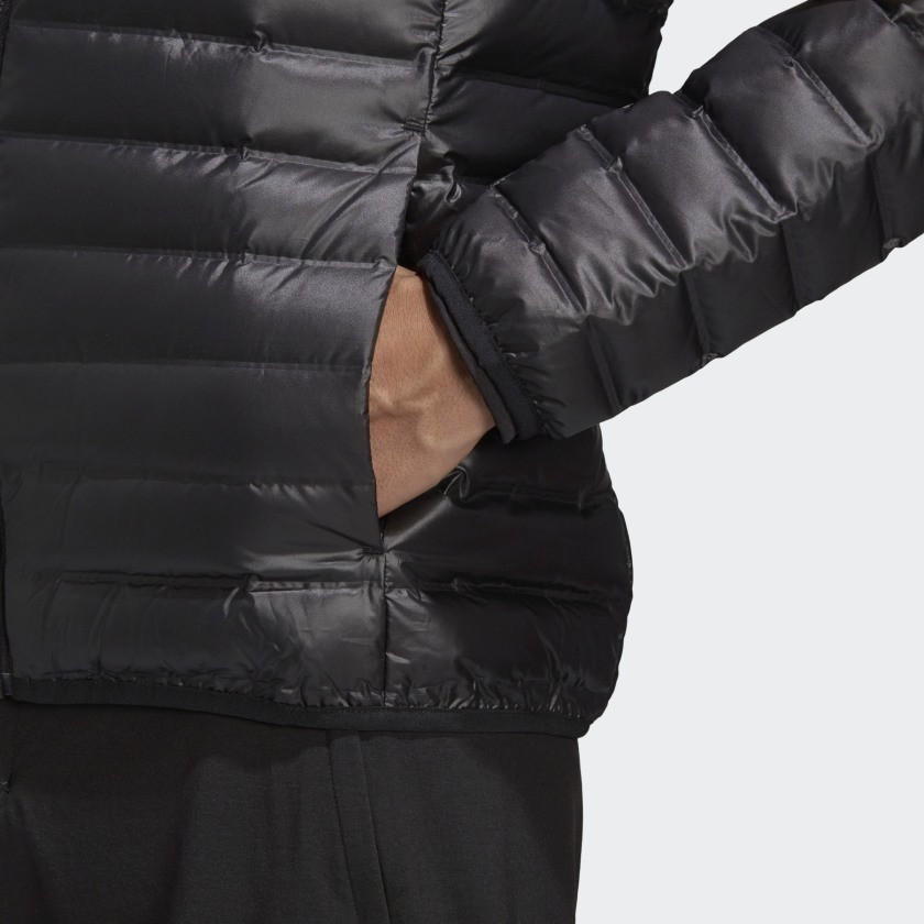 Adidas Varilite Down Hooded Jacket Men black (BQ7782) ab 70,00 € |  Preisvergleich bei