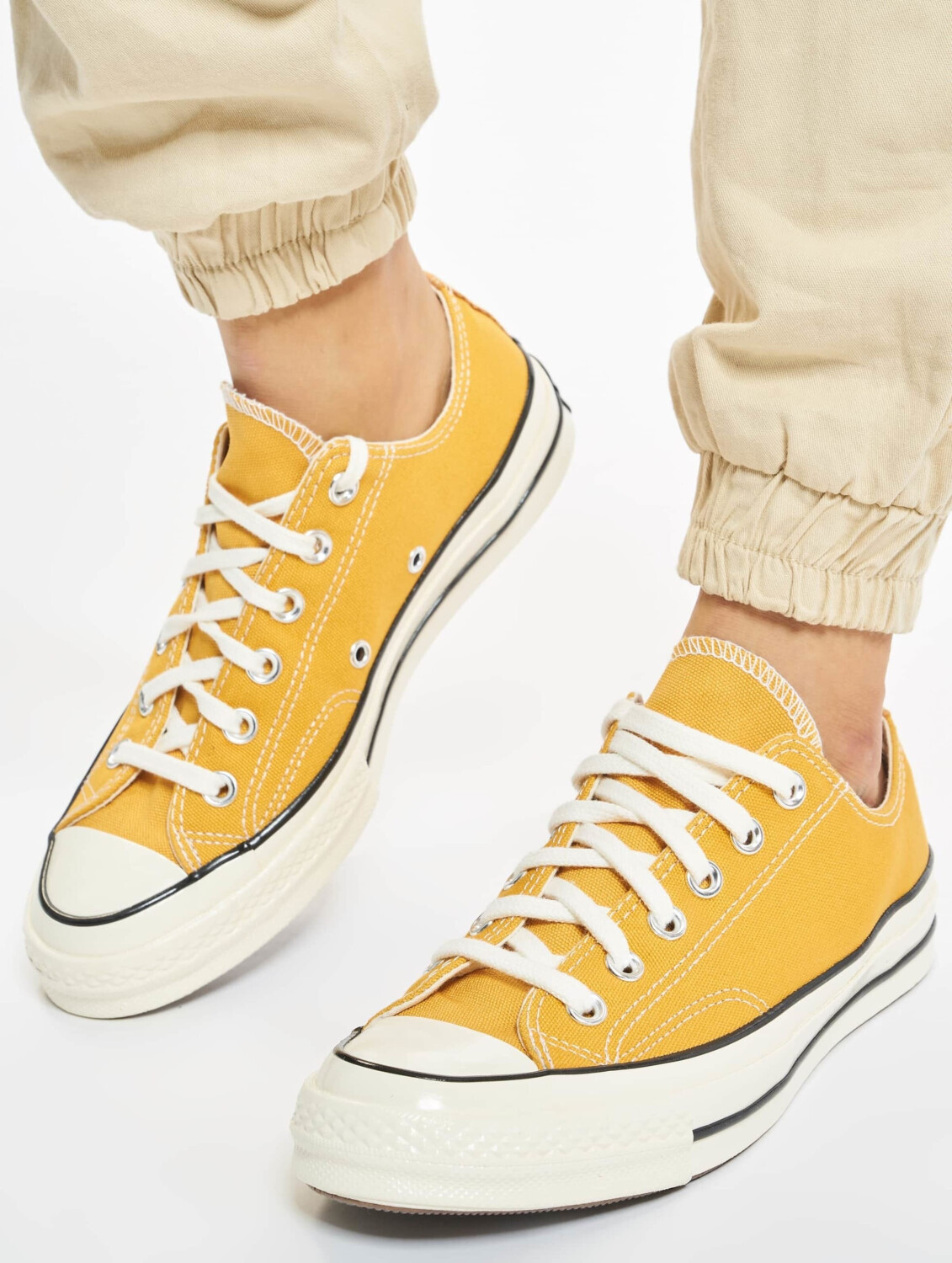 Chuck 70 classic new arrivals low top sunflower
