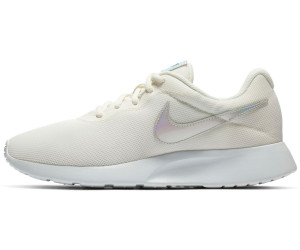nike tanjun precio
