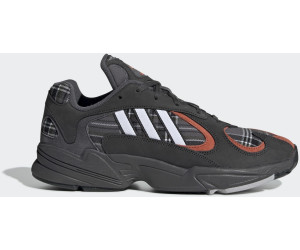 adidas yung gris