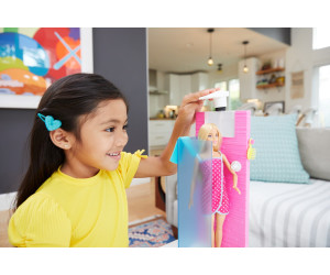 poupée et accessoires fonctionnels Kit de jeu Mattel Barbie FXG51 avec douche 