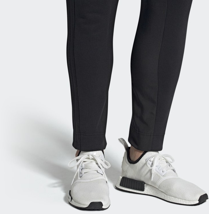 Nmd_r1 ftwr online