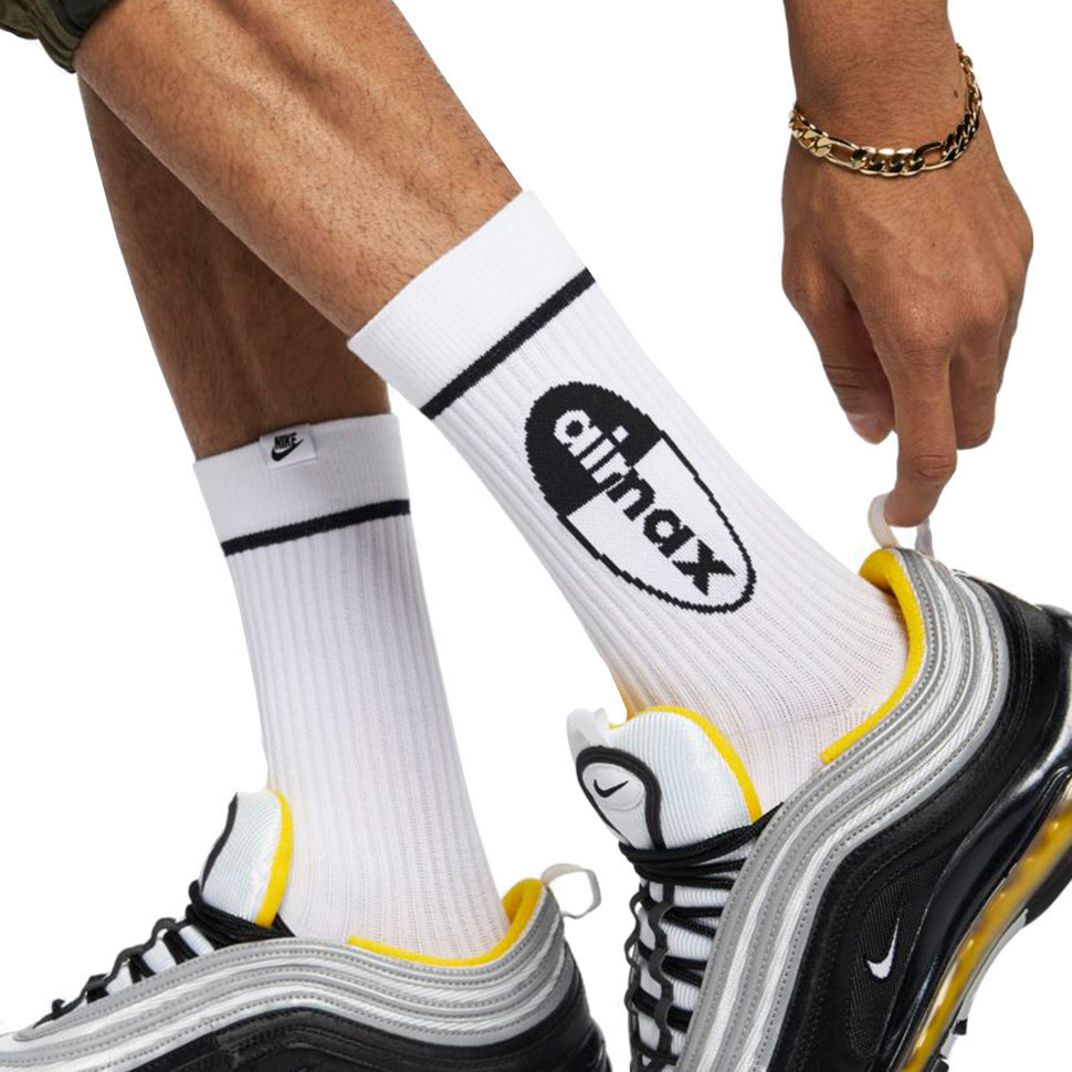 nike air sneakr sox