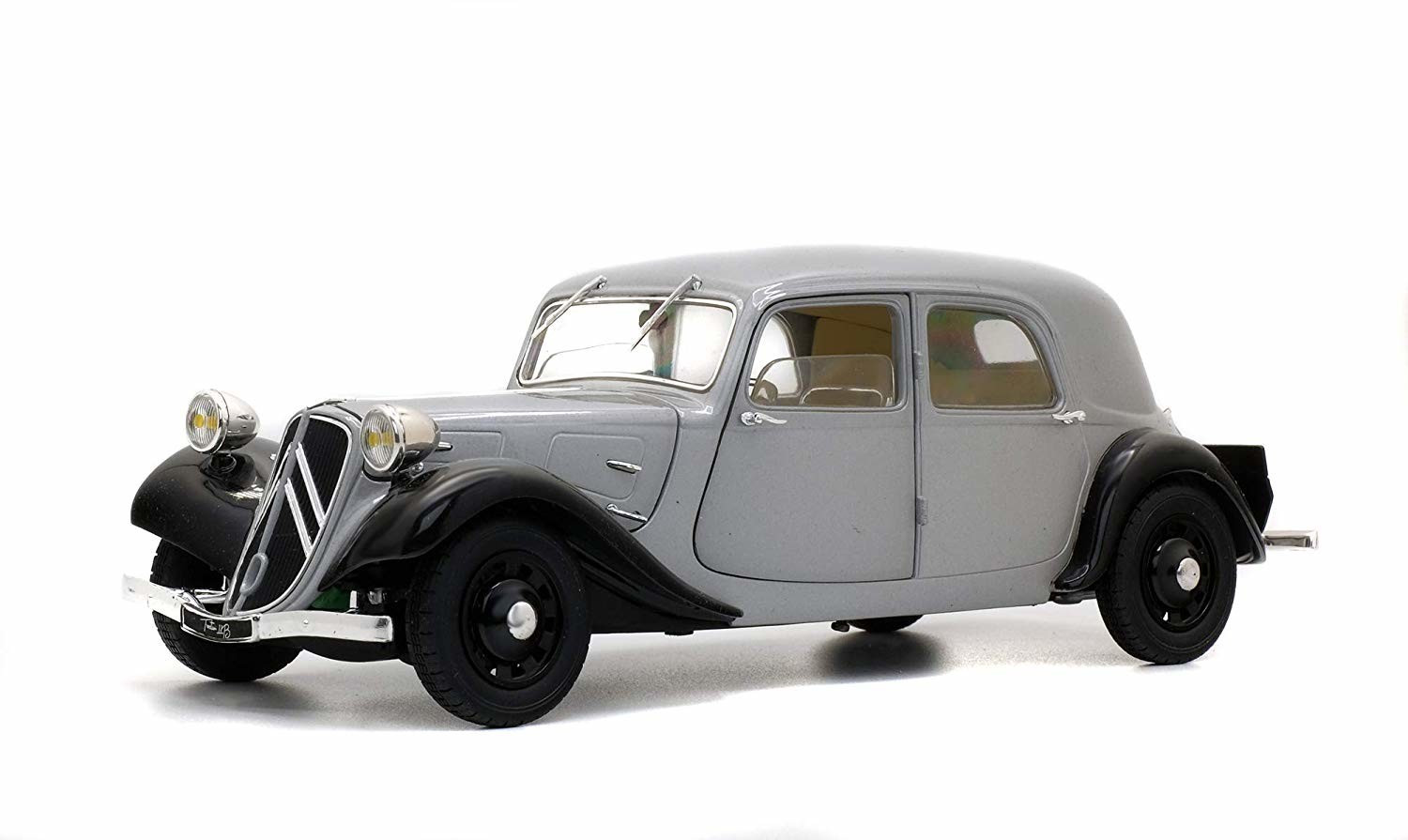 Solido Citroën Traction 11B 1:18 (184950)