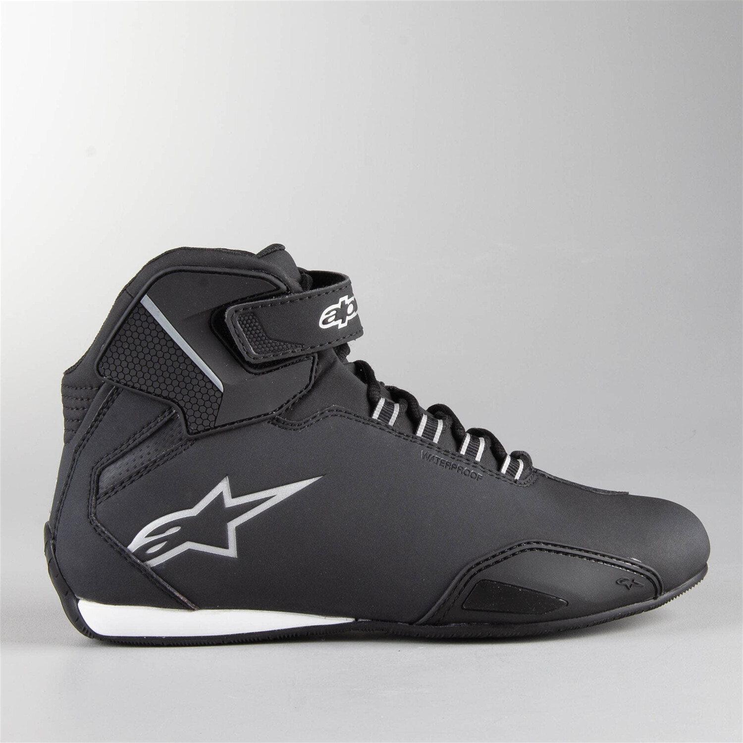 sektor waterproof shoes