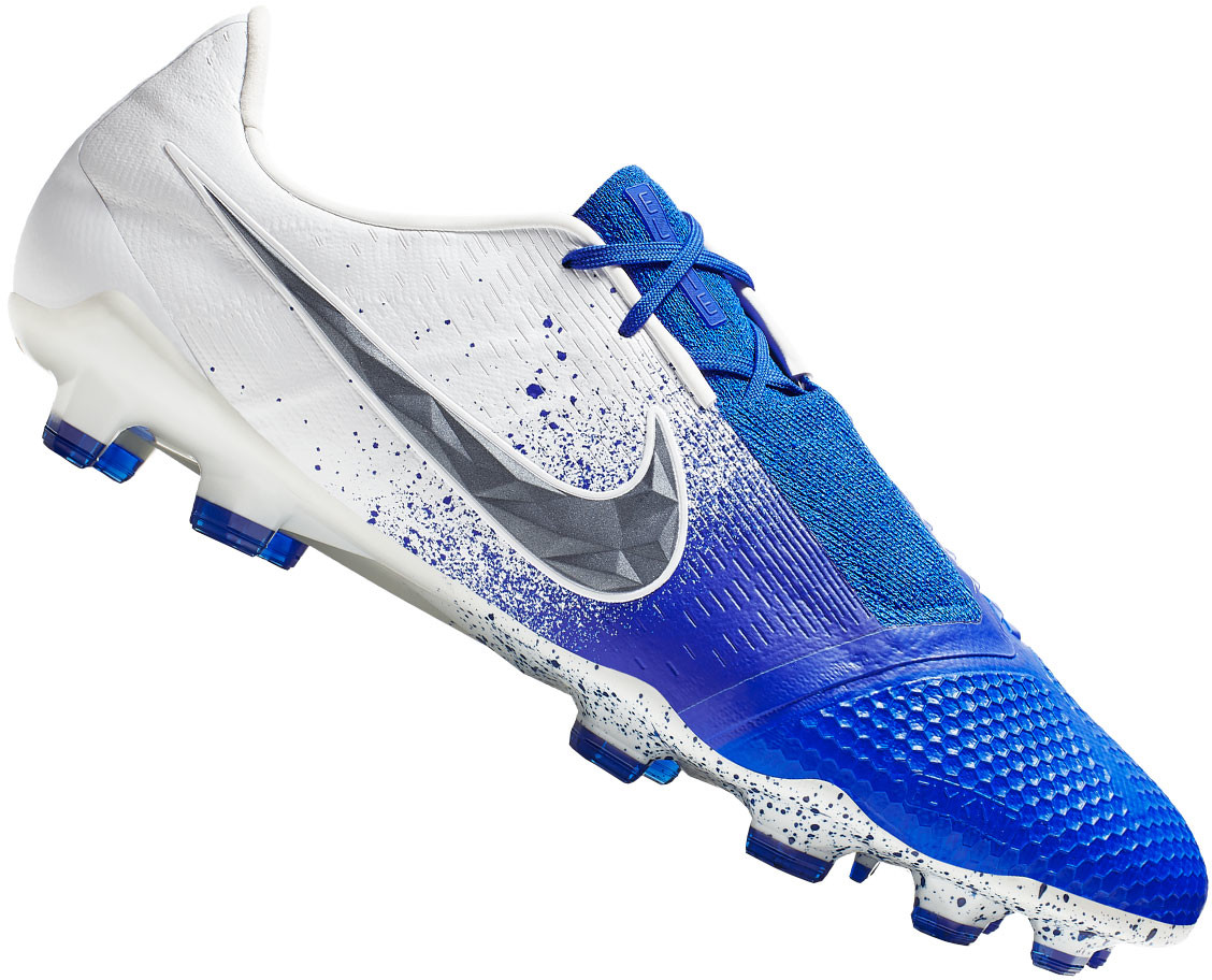 Blue and white on sale phantom