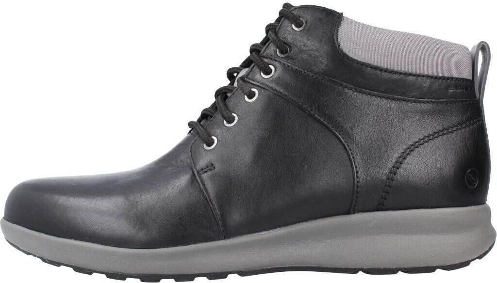 Clarks Un Adorn Walk black leather