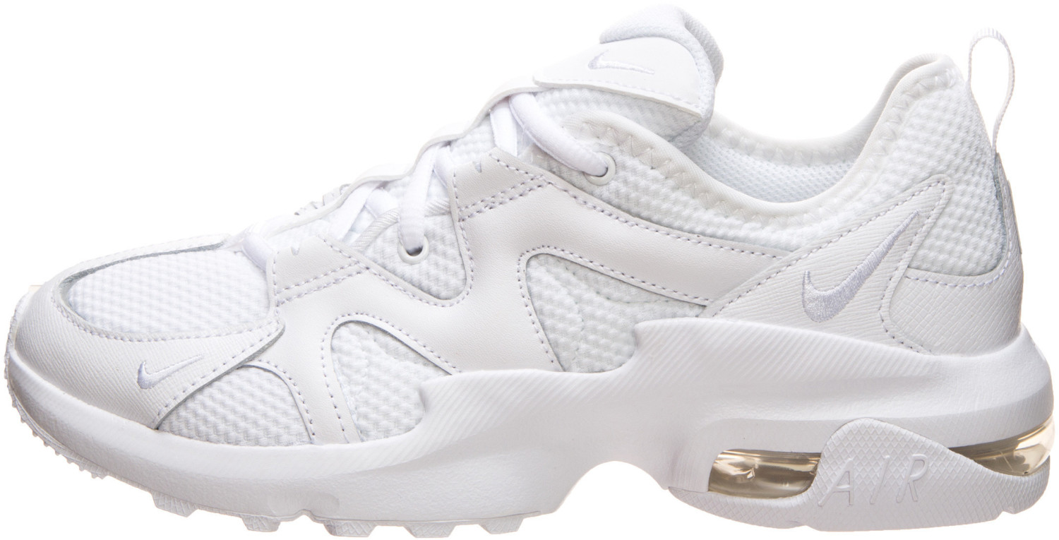 nike graviton women's