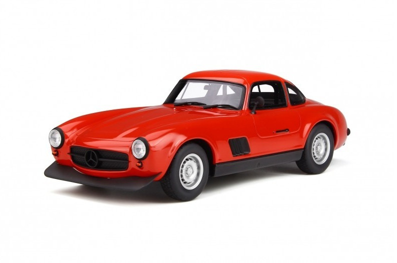 OttOmobile Mercedes-Benz 300SL AMG rouge 1:18 (OT311)