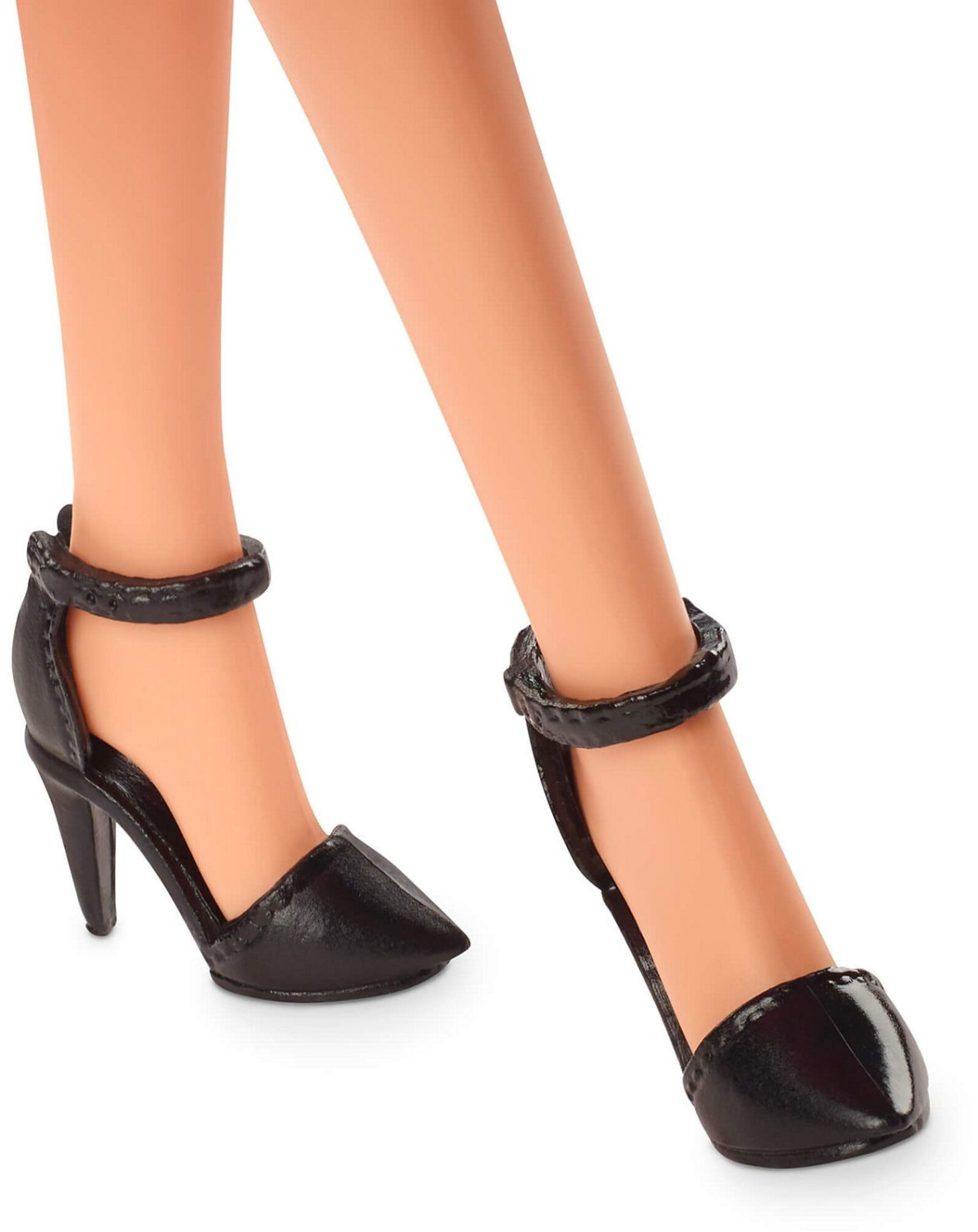 Barbie Signature Inspiring Women Doll Katherine Johnson FJH63 au meilleur prix sur idealo