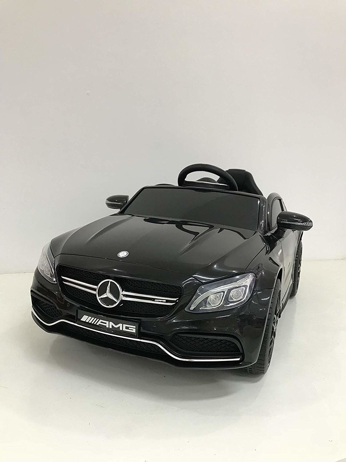 Fast and baby Mercedes-Benz C63 noir (VO33C63NOIR)