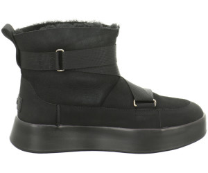ugg boots boom buckle