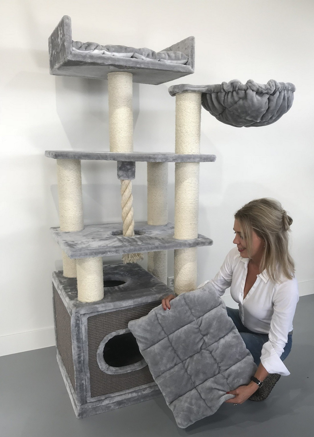 RHRQuality Cat Tree Cat Relax Light Grey