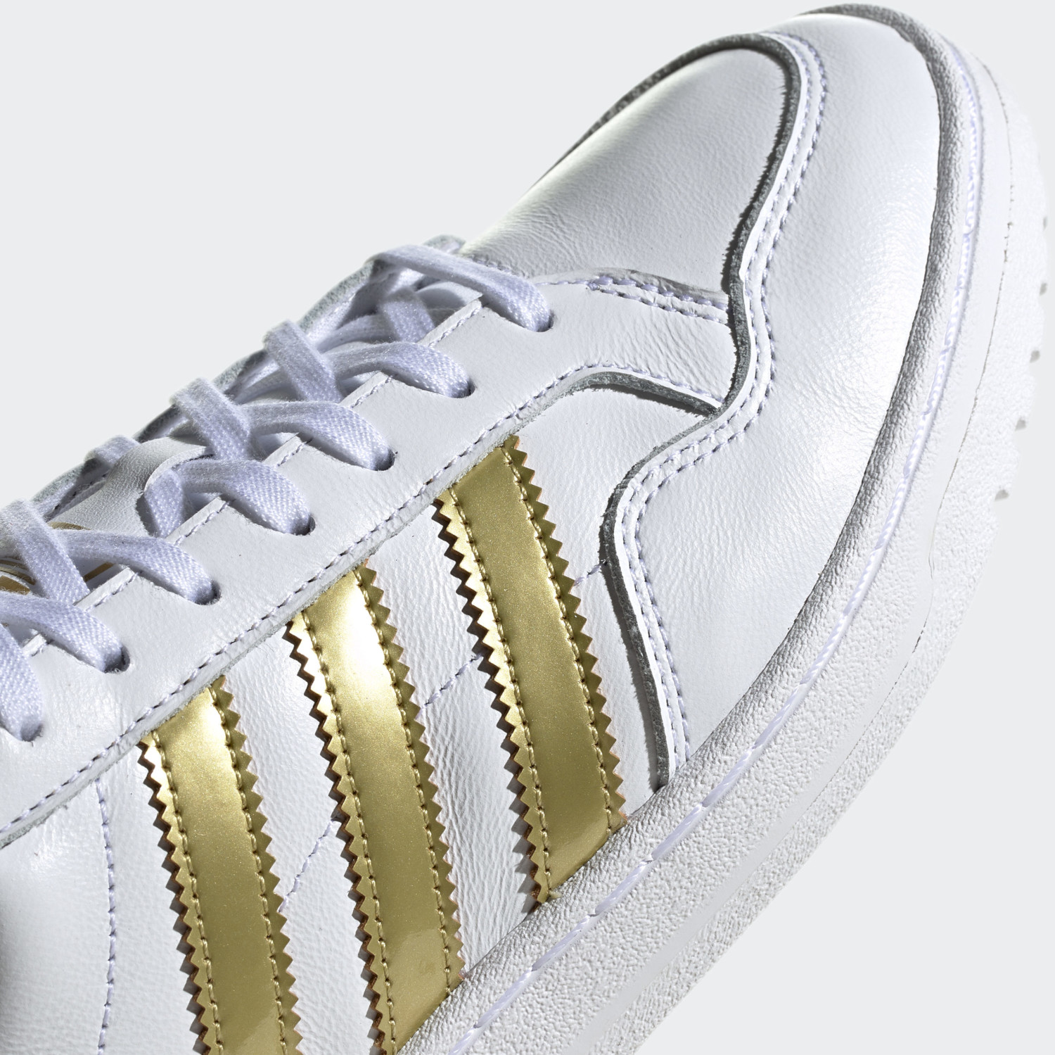 Adidas Team Court Women cloud white gold metallic cloud white ab 69 90 Preisvergleich bei idealo