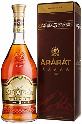 Ararat 5 Years in Giftbox 40% 0,7l