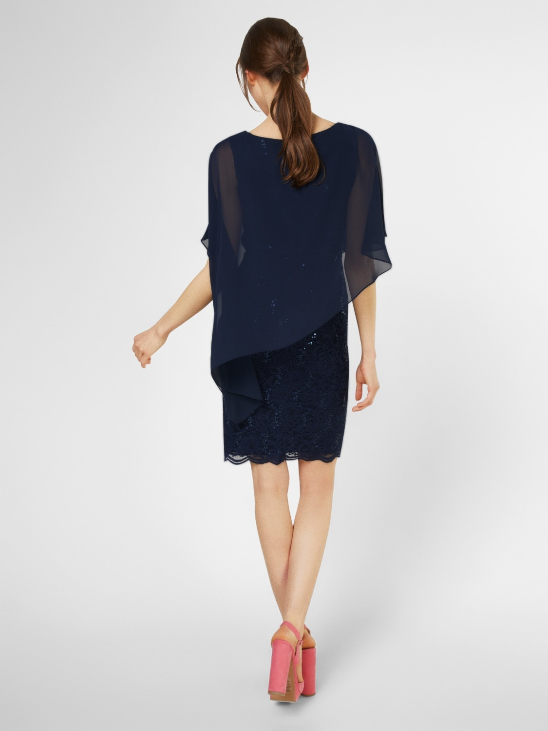 Swing modelle dress shop