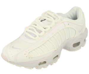 tailwind nike blanche