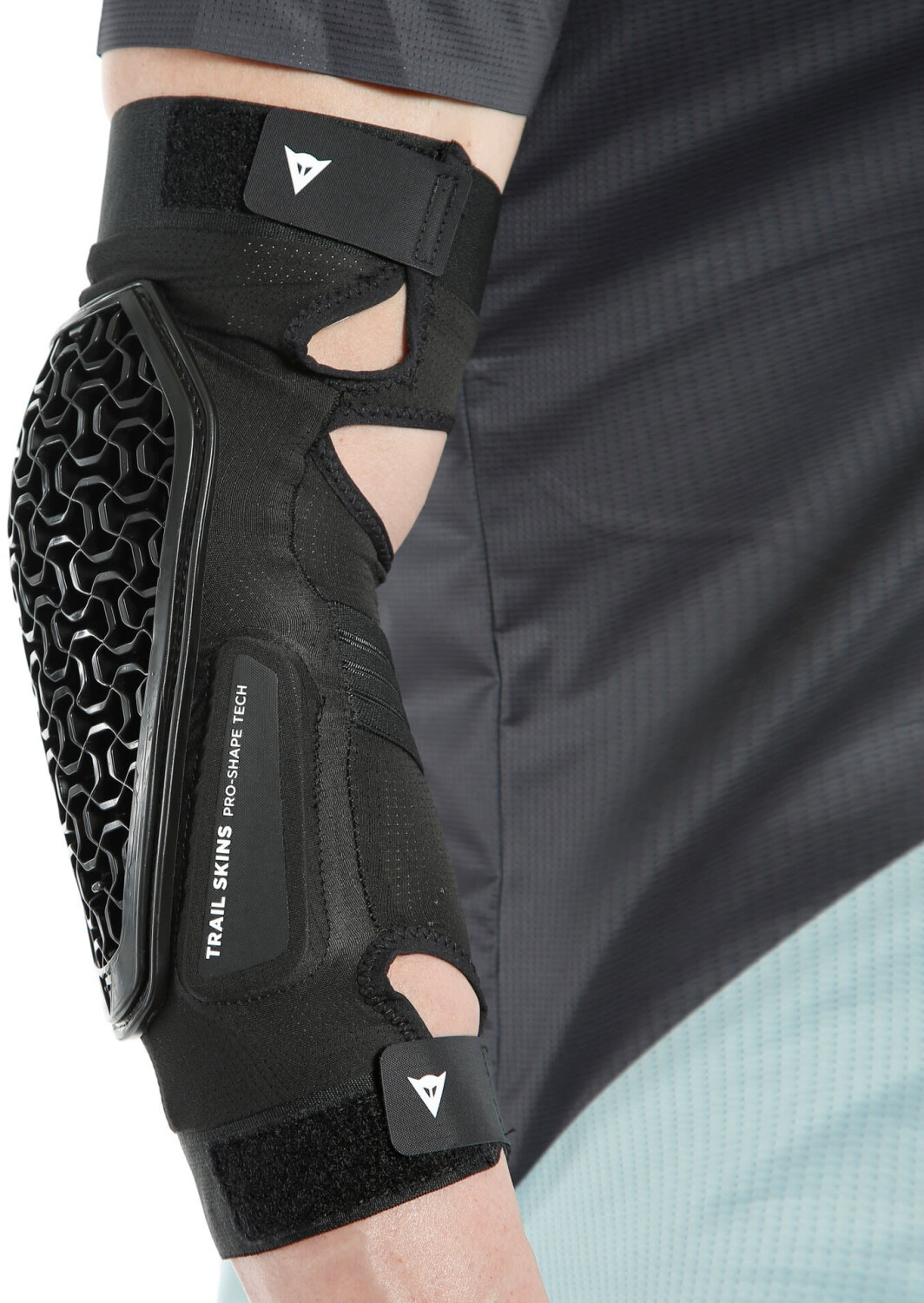 Dainese Trail Skins Pro - black a € 42,68 (oggi)