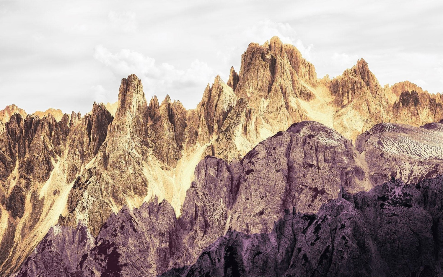 Komar Peaks Color 400 x 250 cm