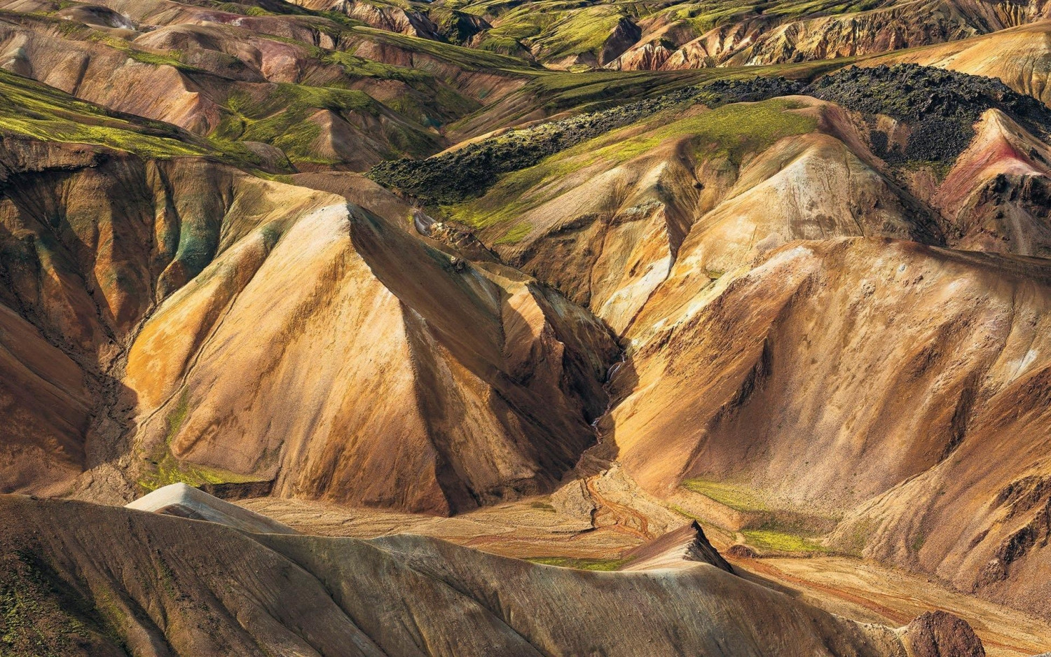 Komar Shiny Mountains 400 x 250 cm