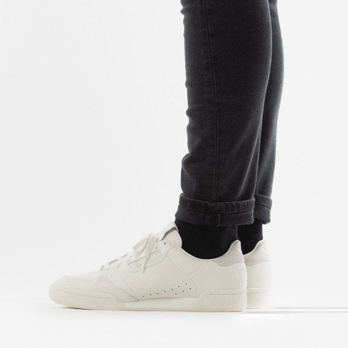 Adidas 8s discount continental off white