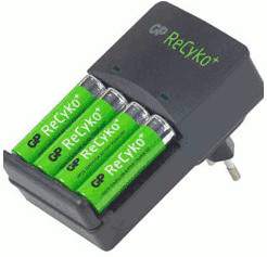 GP ReCyko Value Charger AR02 + 2x AA 2100mAh